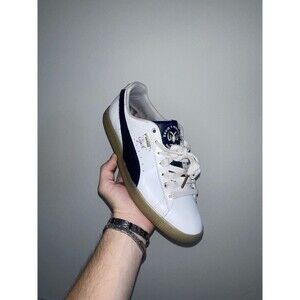 Size 8.5 - PUMA Clyde Black History Month